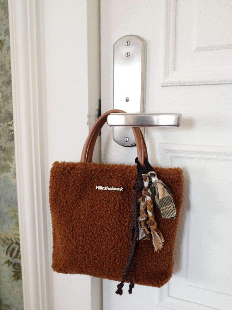 Sunday Tote Bag (furry)(brown)