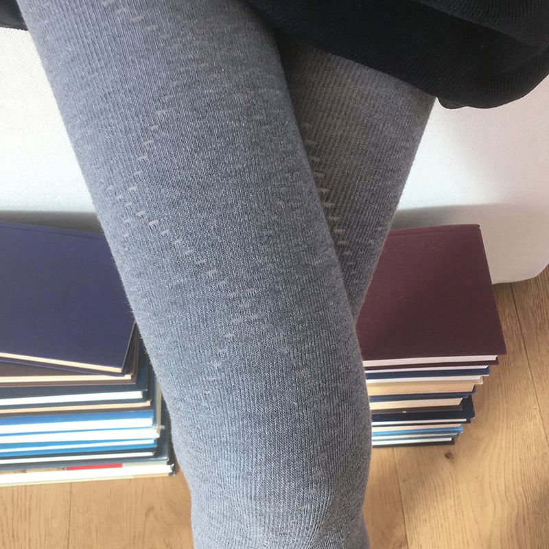 Enne Dia Punching Cotton Stockings