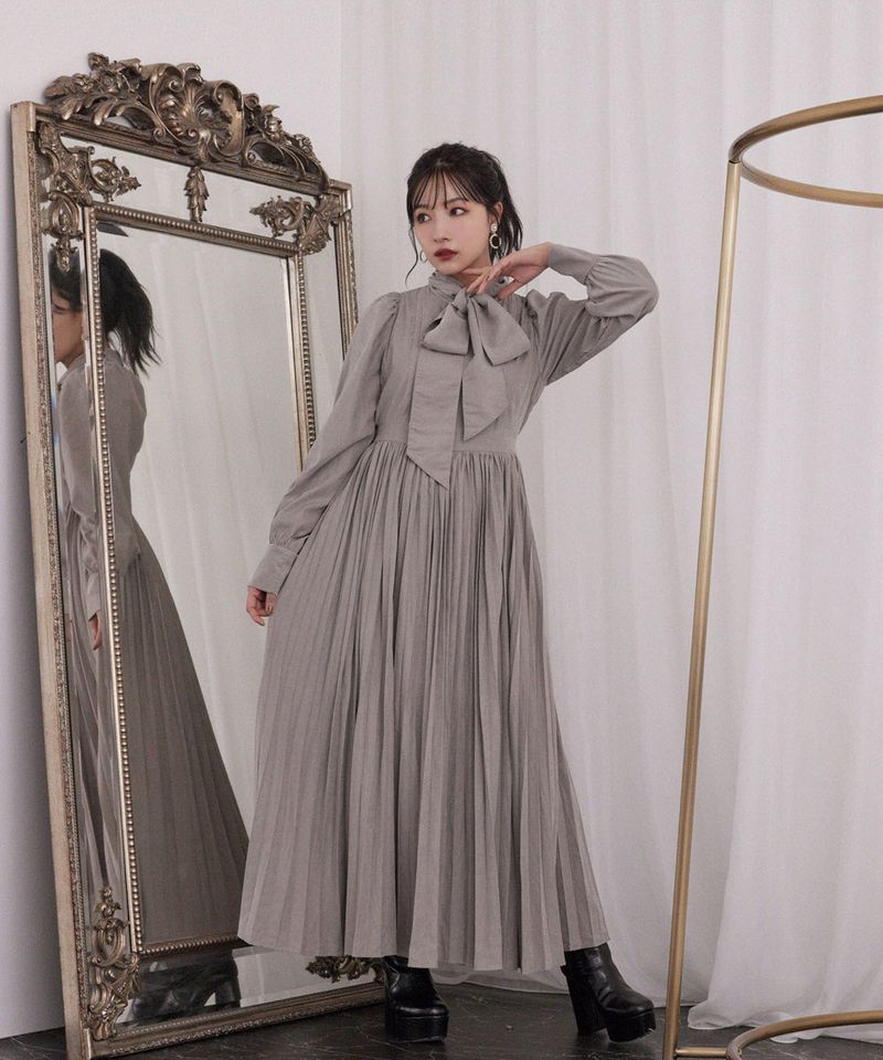プリーツリボンワンピ