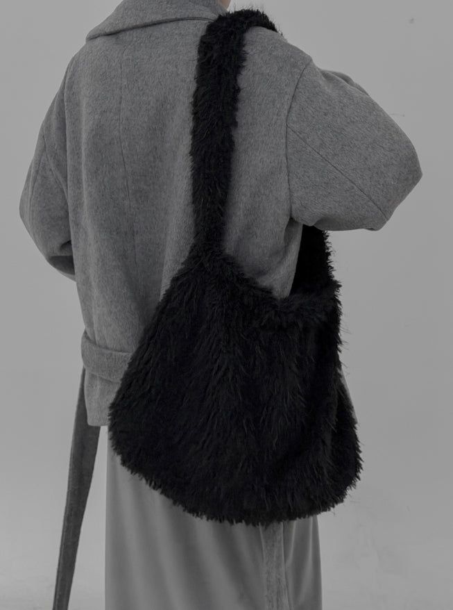 Poodle Wide Fur Shoulder Bag