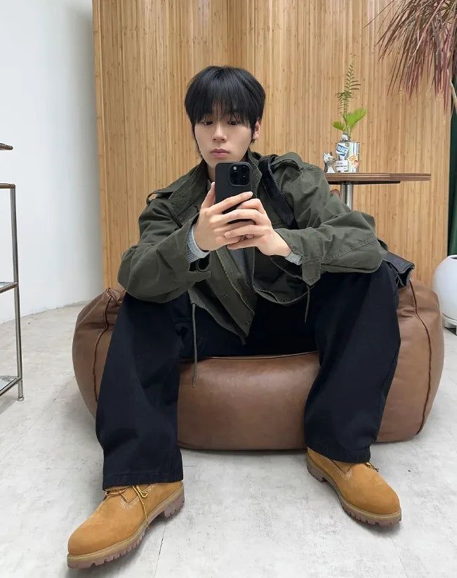 Topel Wrinkle Curved Denim Pants