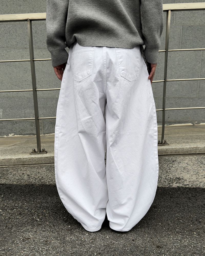 Raon Three Tuck Balloon Cotton Pants