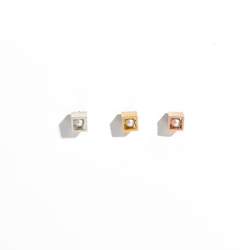 Open Cube Pearl Stud Earrings