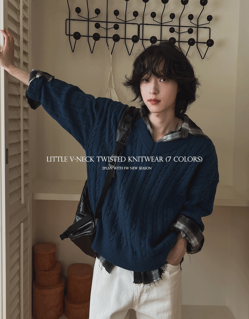 2PLAN(ツープラン)の「Little V-neck Cable Knit(Tops)」