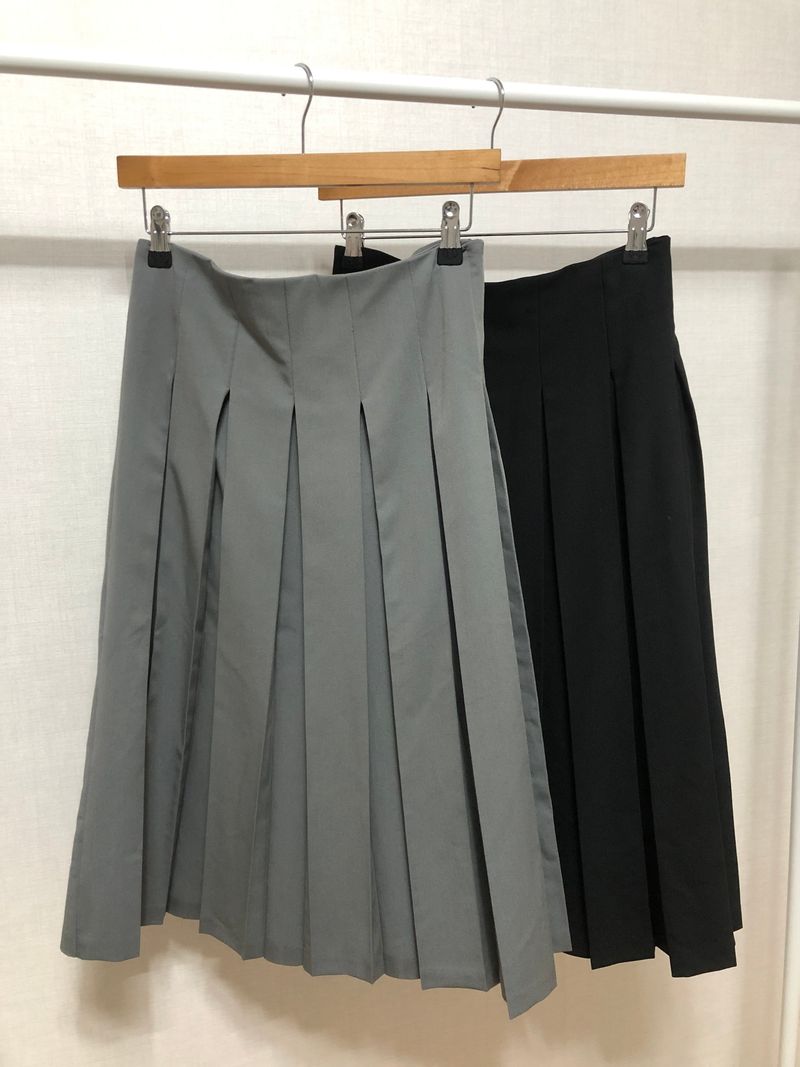 Pleated skirt