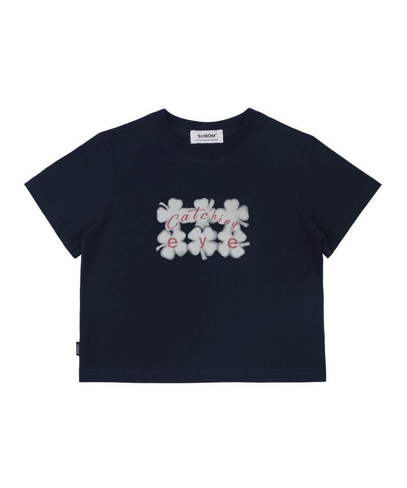 SUIBOM（スイボム）の「Catching Eye Crop T-Shirt in Navy（Tops）」