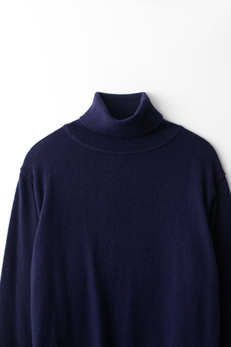 Cashmere turtle neck knit (Black)