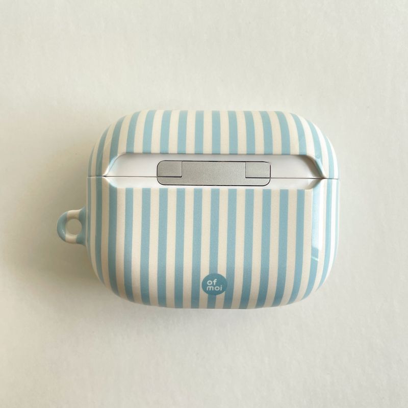 creamy blue glossy hard airpods case