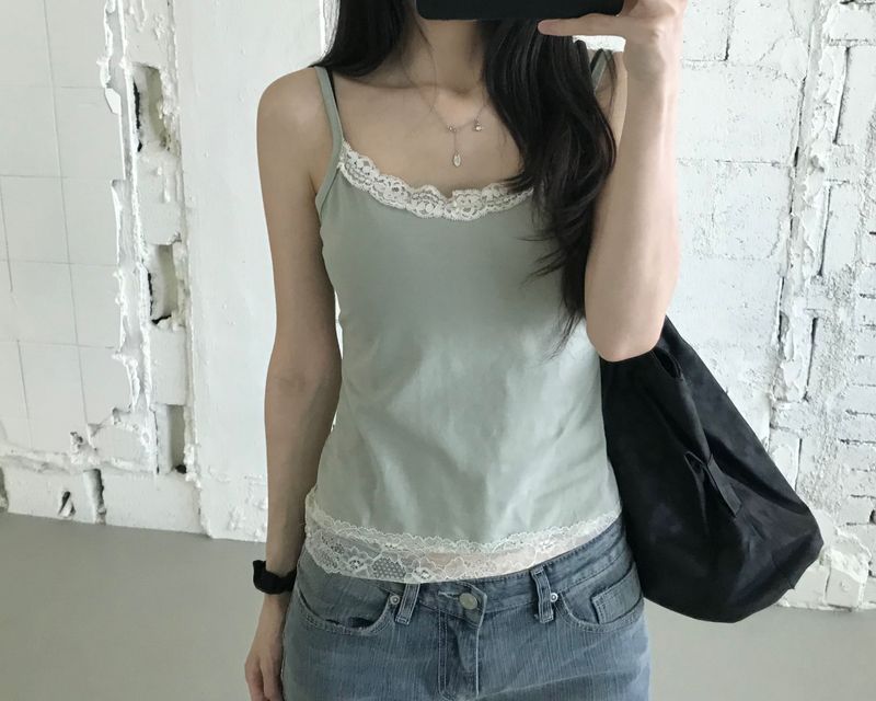 Dear Lace Sleeveless Top (2 colors)