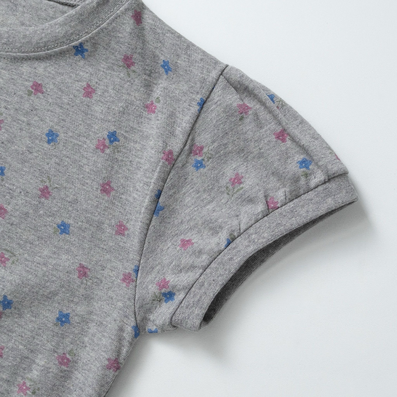 flowery shirring crop T