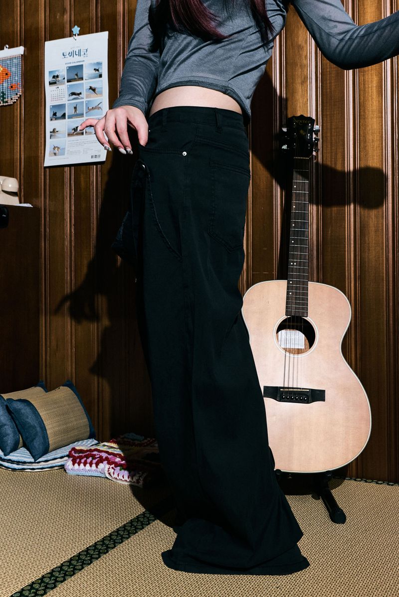Check asymmetric button wide pants