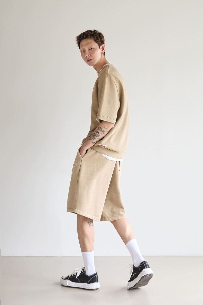 Pigment washed short-sleeved sweatshirt