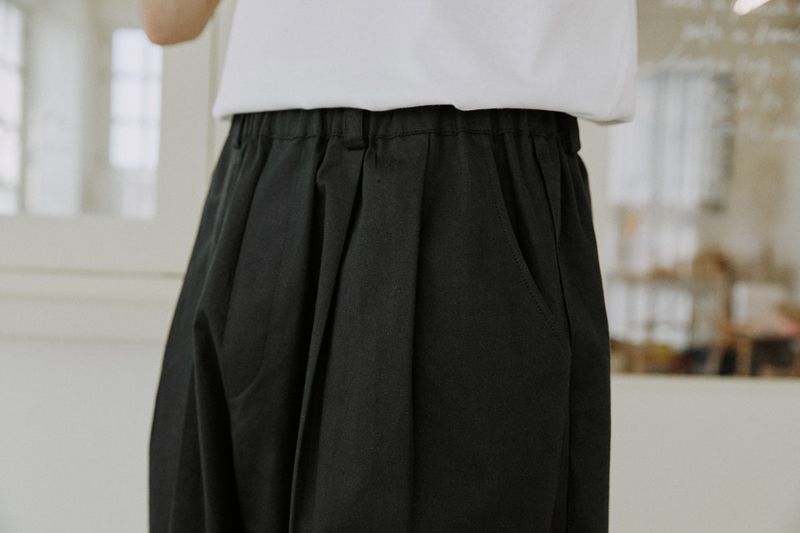 unisex side balloon pants black