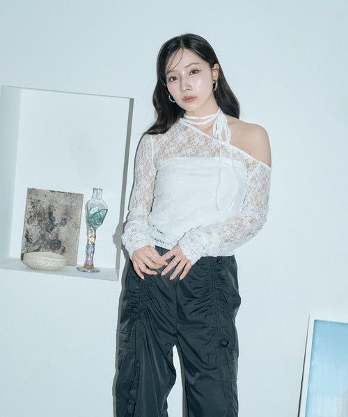 ANDGEEBEE（アンジービー）の「アシメレーストップス（Tops）」