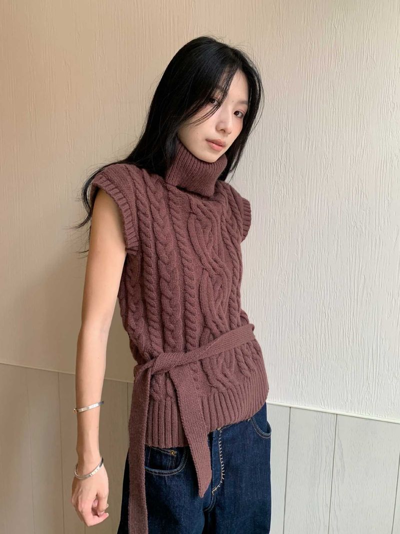 turtleneck twisted strap sleeveless knitwear