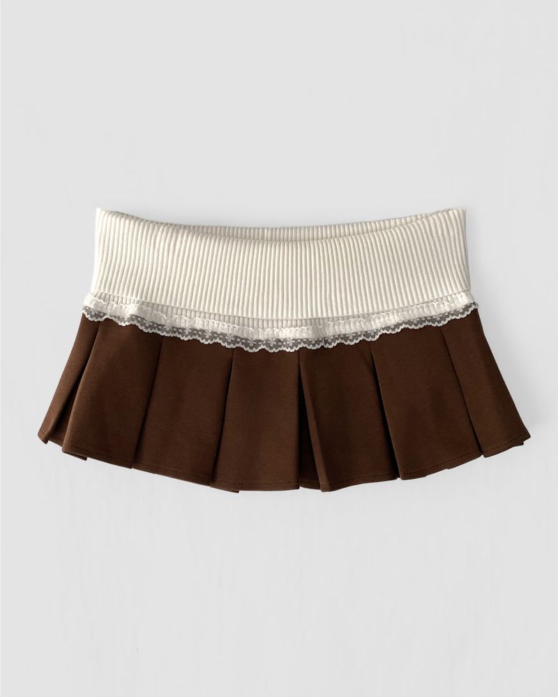 cream on low pleats SK
