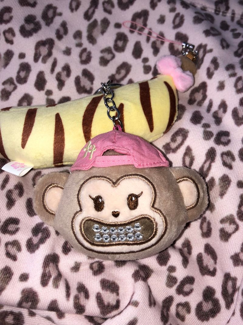 hiphop rang keychain