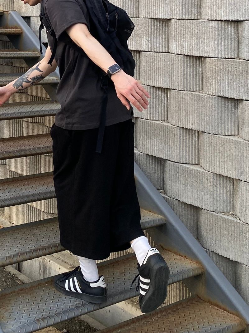 Layer pintuck bermuda wide half pants 2C