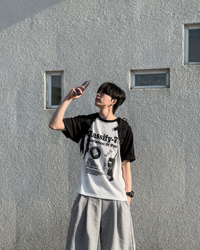 Ragiv Graphic Raglan Knit Short Sleeve