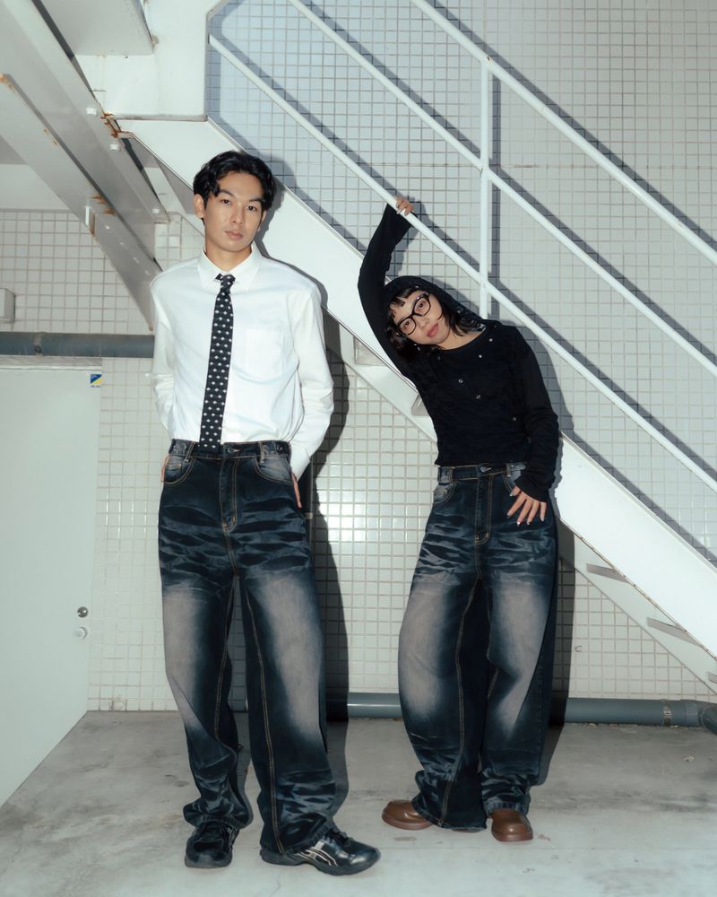 Black Line Up Washed Jeans