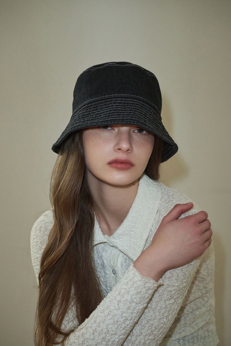 GIL bucket hat_black