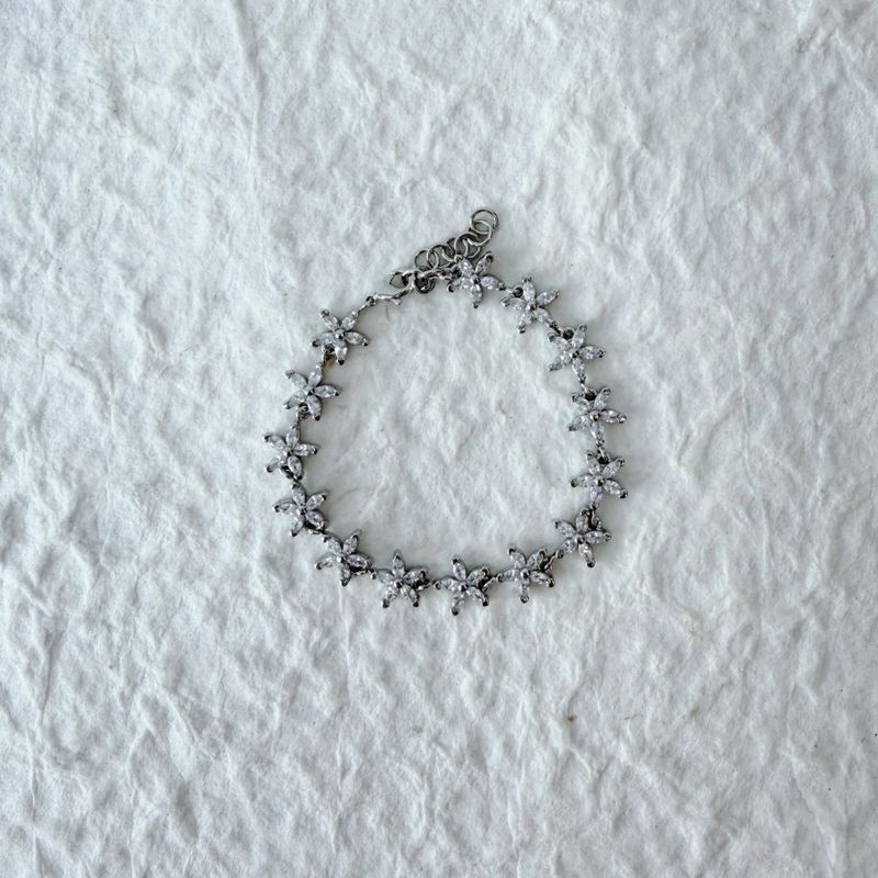 Crystal Bloom Bracelet