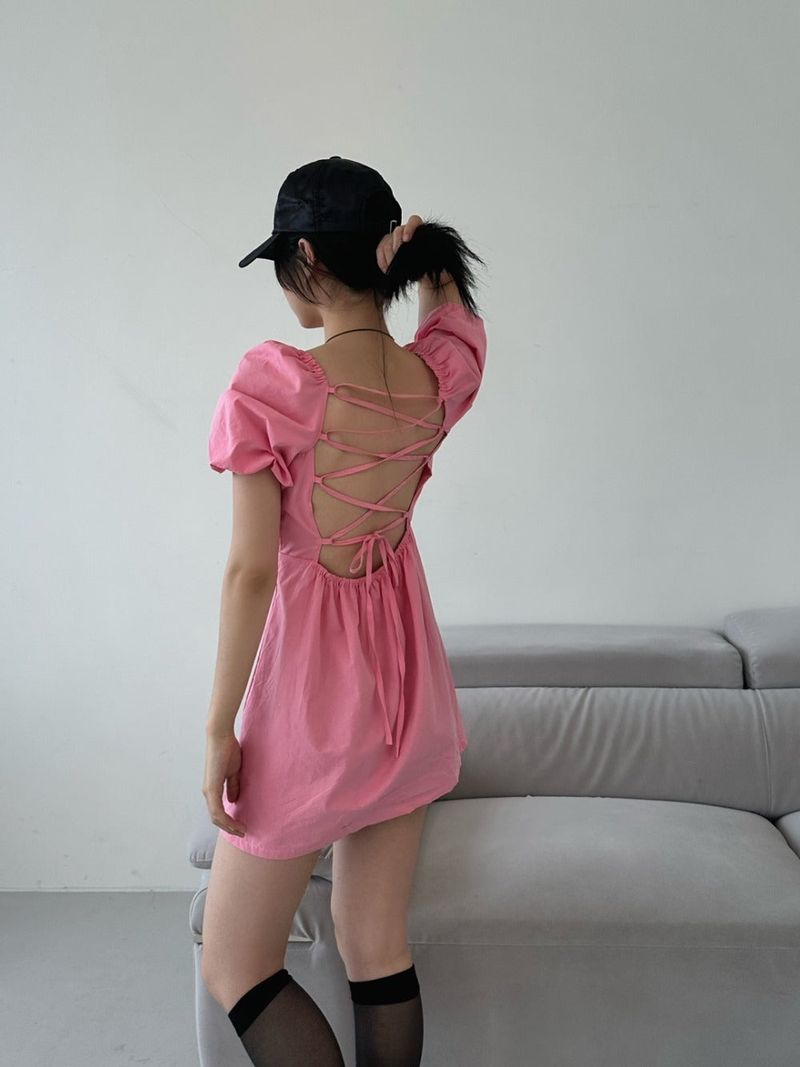 back strap ribbon dress
