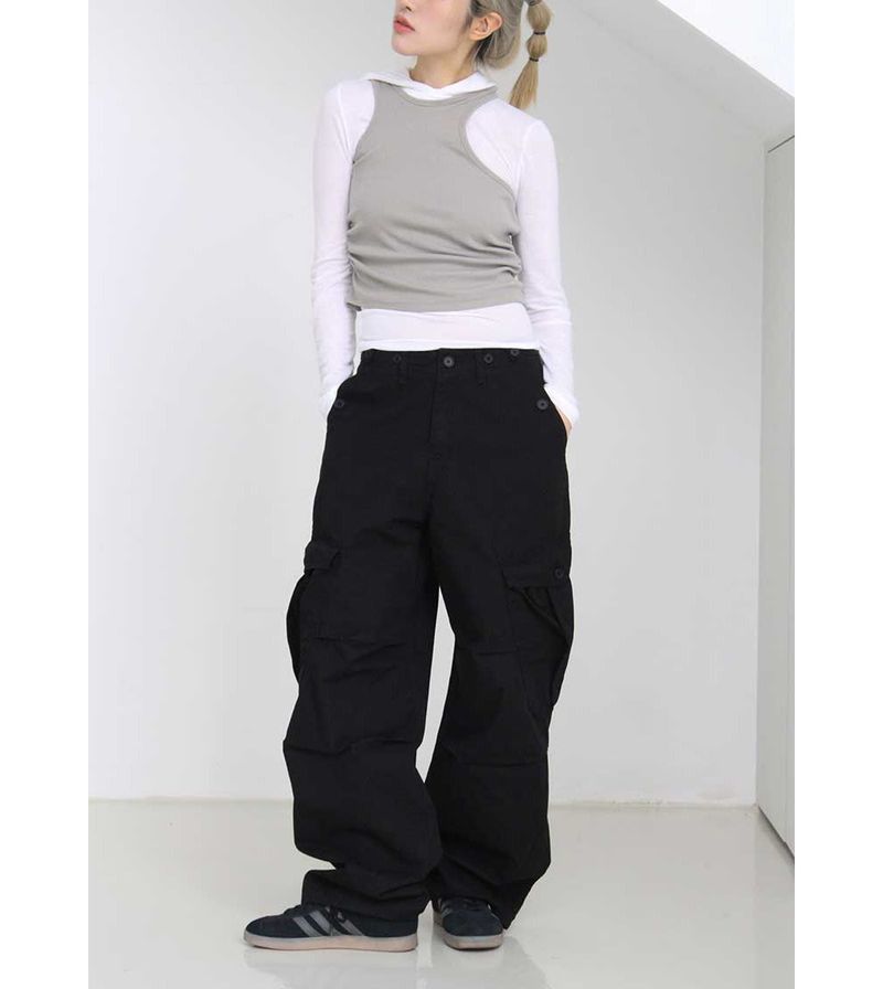 CUT OUT SHIRRING SLEEVELESS