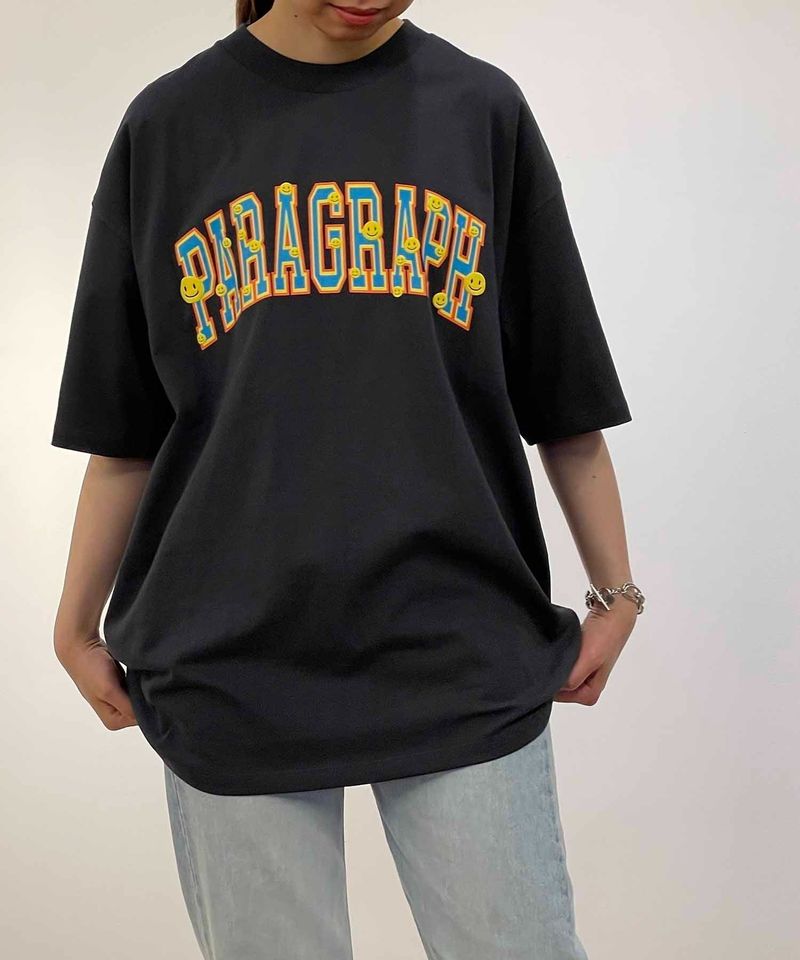 PARAGRAPH（パラグラフ）の「パラグラフ アーチロゴ カレッジロゴ TEE（トップス）」