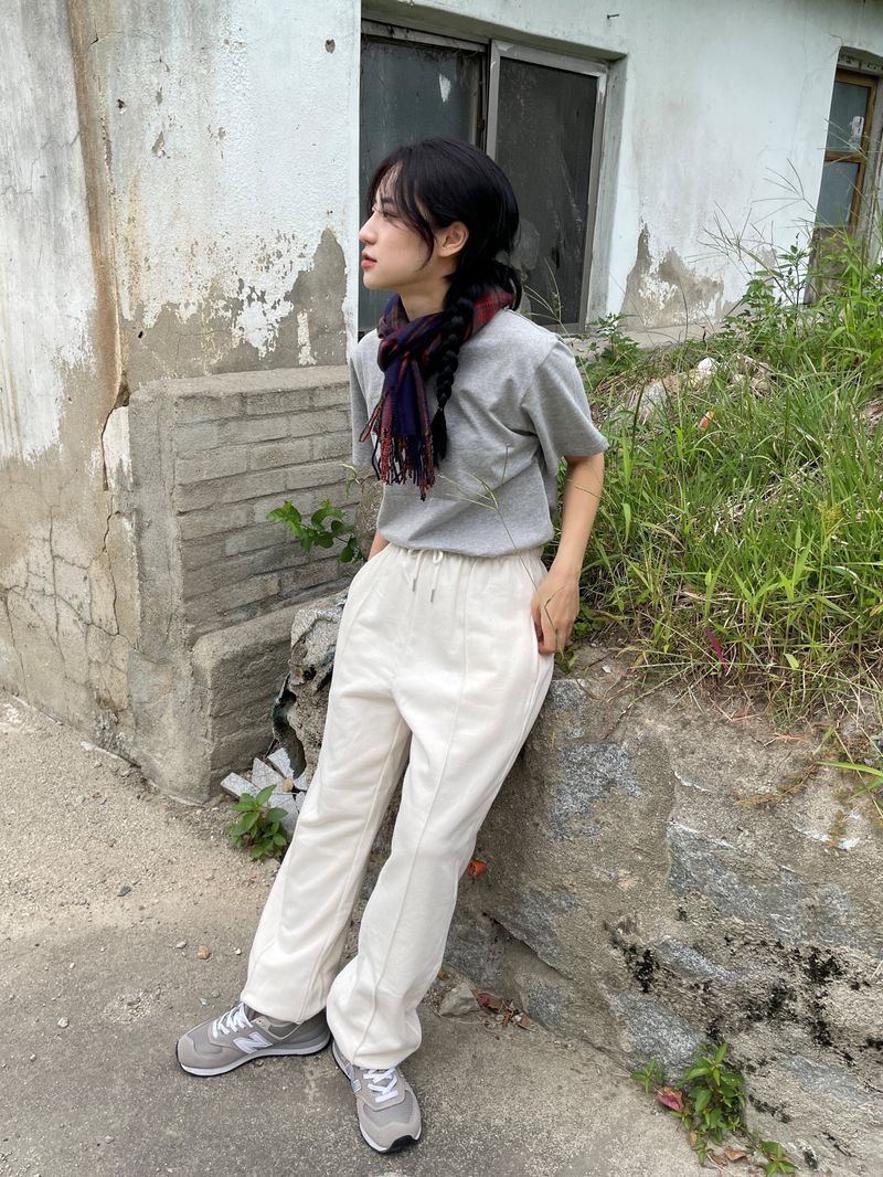 Seasonable basic t
