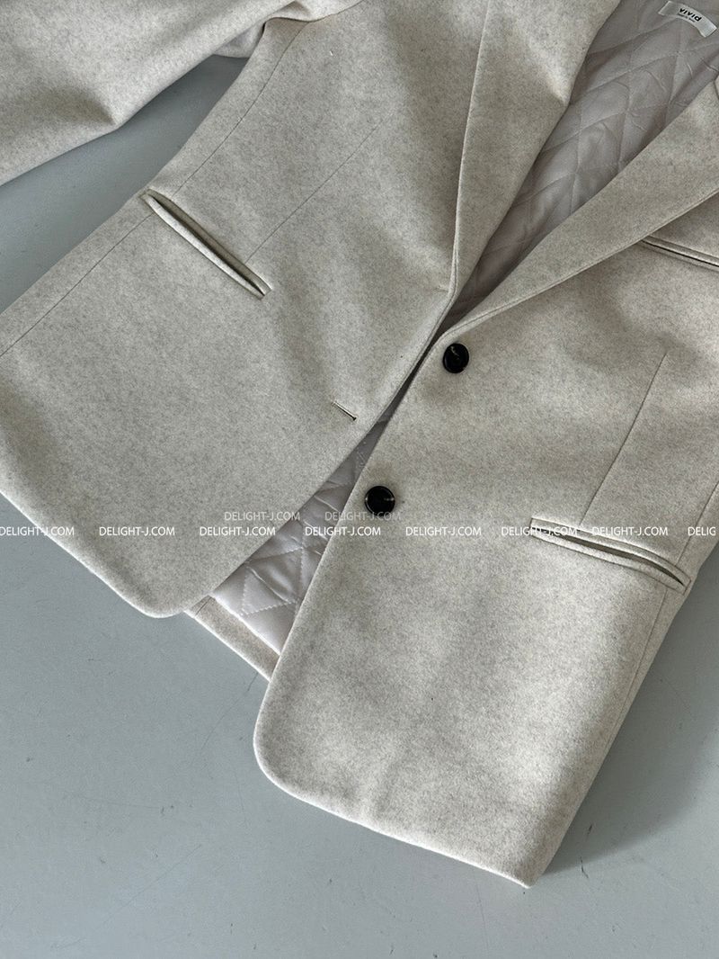 Boxy Oversized Fit Quilted Wool Jacket