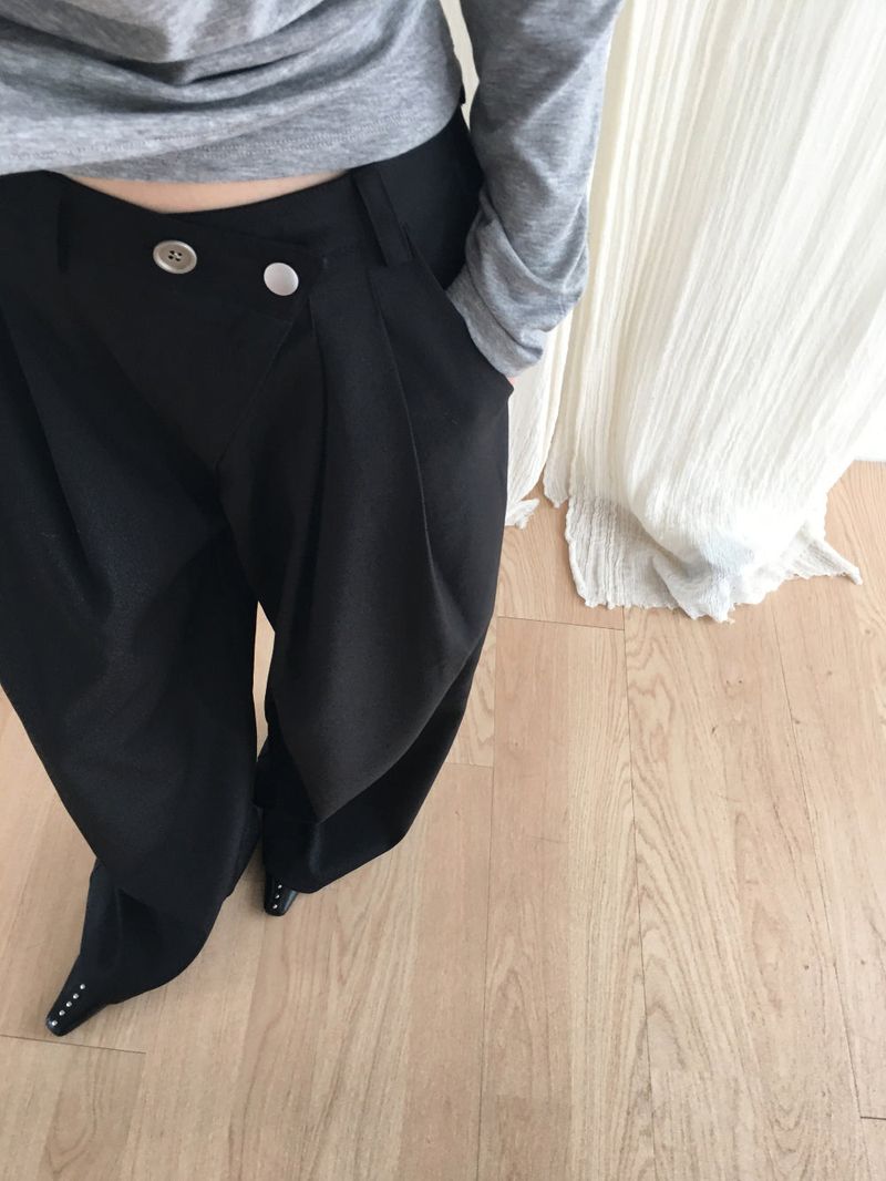 Stud belt wide trousers