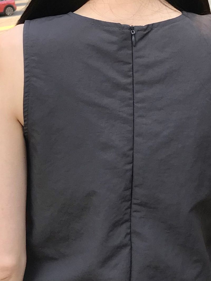 Lovech set up sleeveless