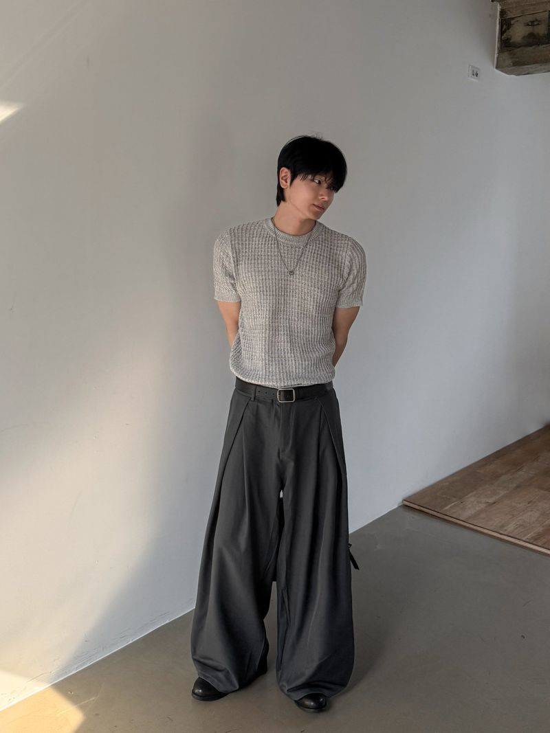 WHAT A LOOK（ワット ア ルック）の「ロベル ピンタック バルーンワイドスラックス（パンツ）」