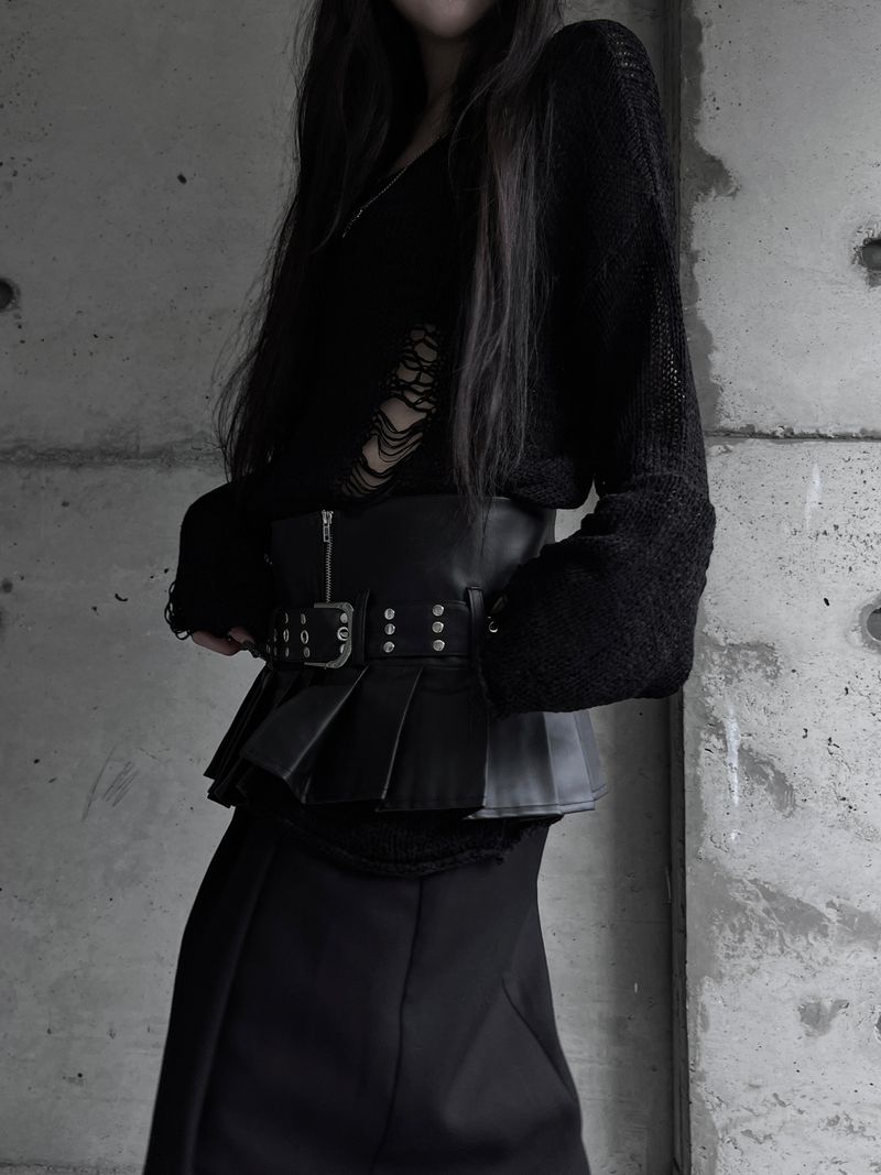 URBAN UNIQUE（アーバンユニーク）の「シックレイヤードプリーテッドレザースカート（スカート）」
