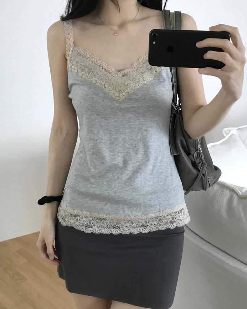 Cindy Lace Sleeveless (one color)