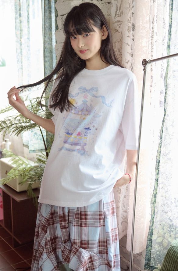 CPGN studio（コンパーニョ）の「26SS★ DTPリボンクジラ半袖Tシャツ（トップス）」