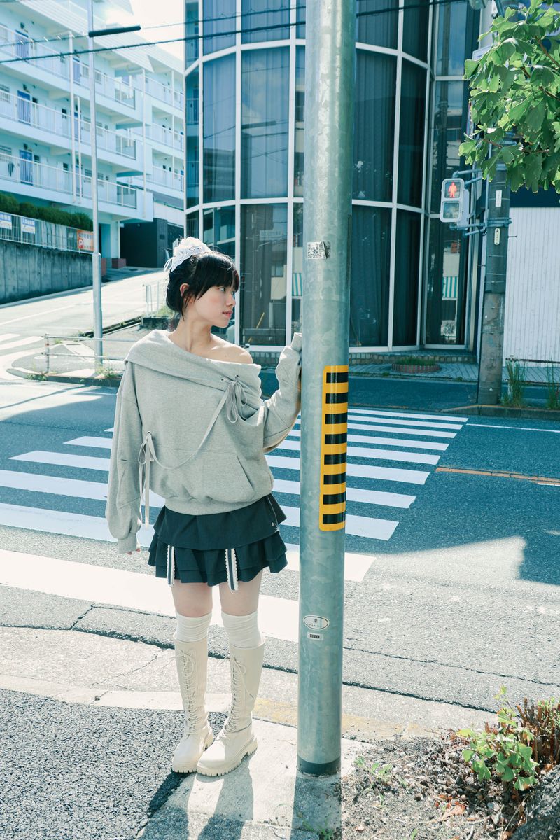 offshoulder ribbon hoodie(gray)