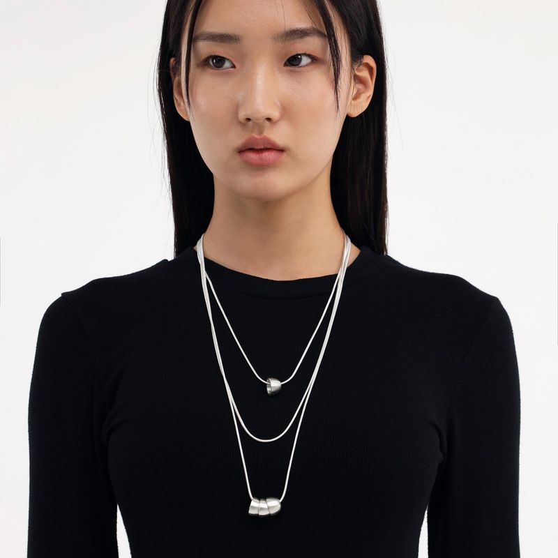 studio HAE（スタジオヘ）の「【MADE】ボウルネックレス（シルバーボウル6個/ネックレス3個セット）（アクセサリー）」