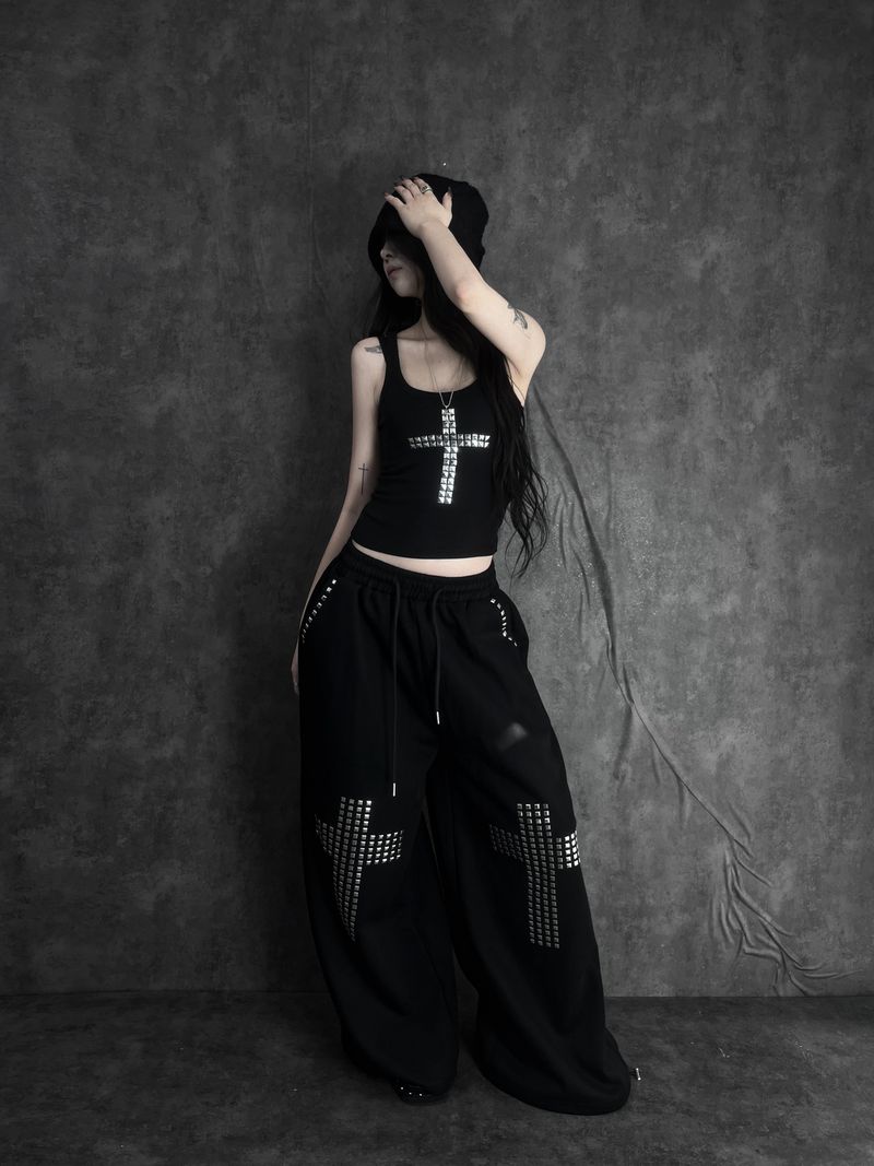 metal stud cross wide pants