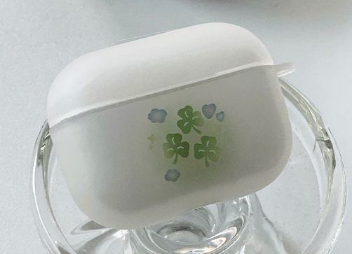 Three Leaf Clover AirPod Case