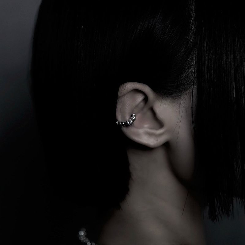 THE SECOND BASEMENT (B2)（ザ セカンド ベースメント(ビーツー)）の「パイプピースイヤーカフ（アクセサリー）」