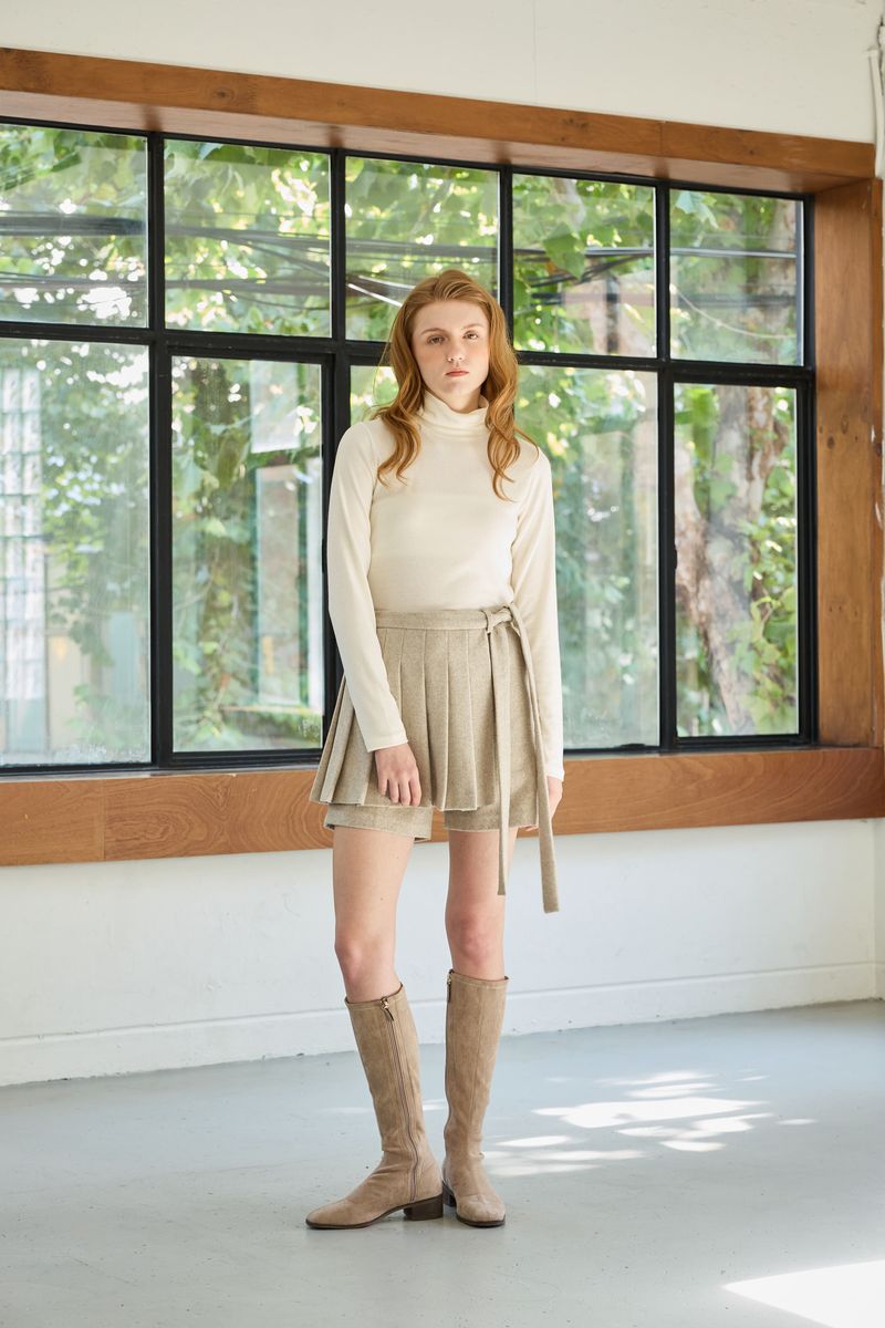 CLASSY HERRINGBONE WOOL SKIRT PANTS / IVORY