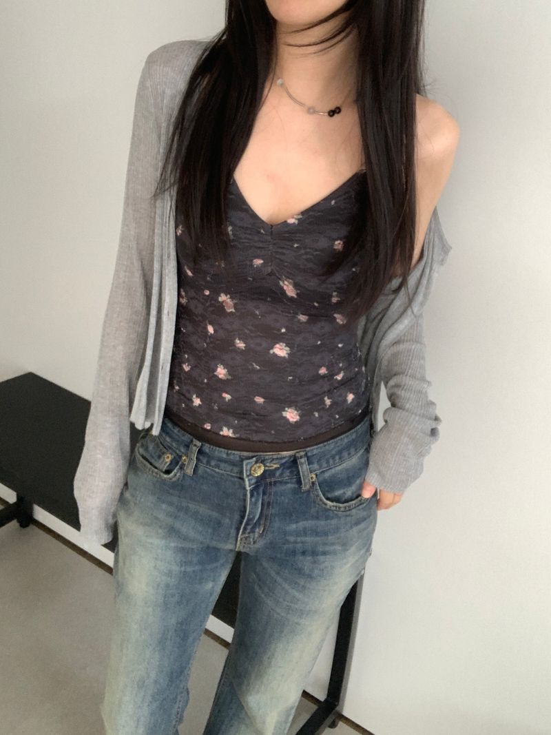 Daniel Lace Flower Sleeveless