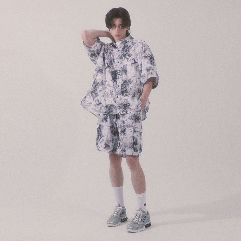 tie-dye cargo shorts_white