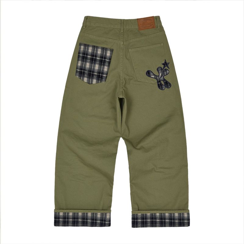 Check Applique Roll Up Pants