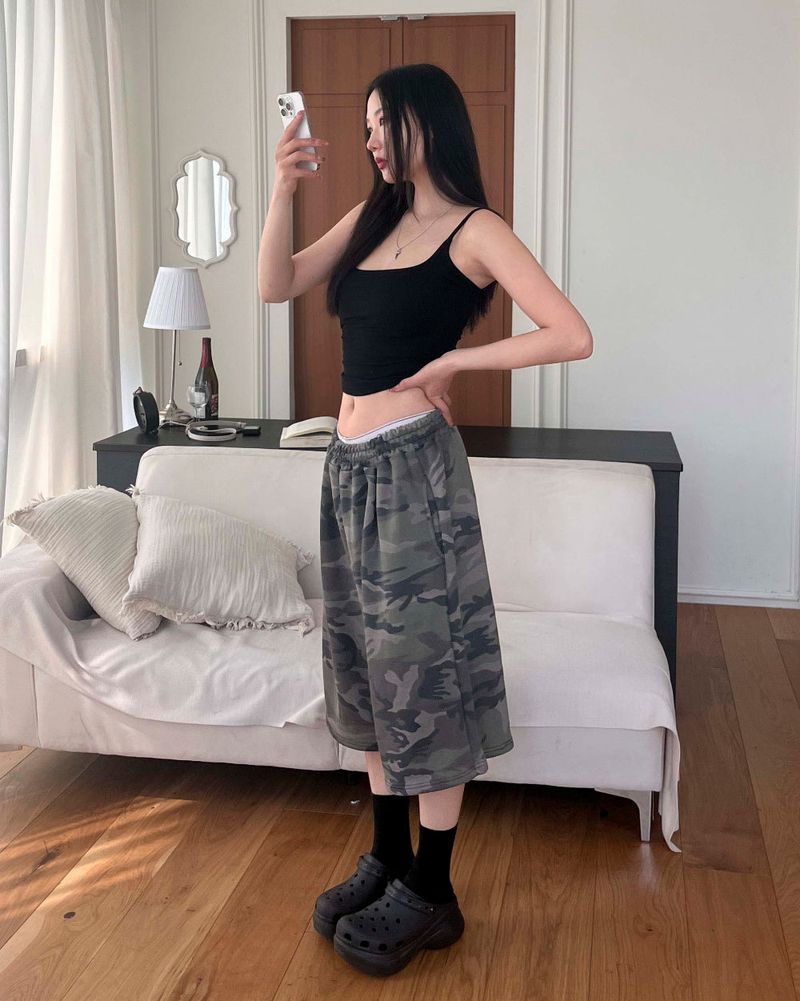 [Unisex] Camo bermuda sweat pants 