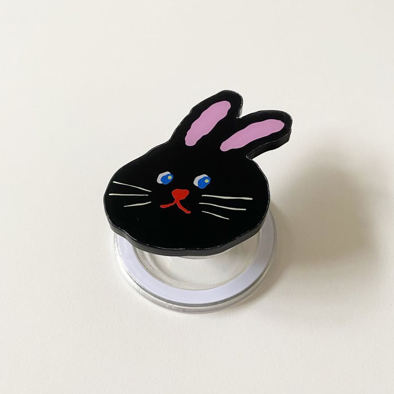 Love or not（ラブオアノット）の「ブラックラビットマグセーフ-トック（スマホグッズ/小物）」