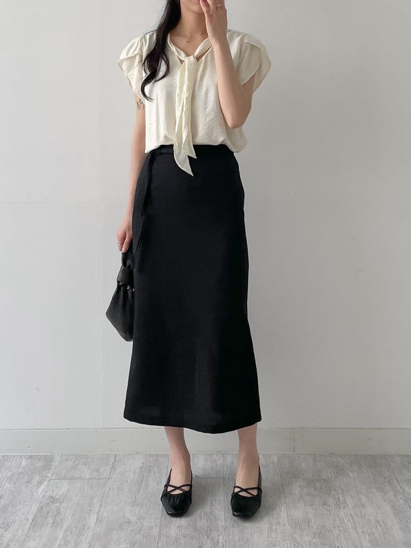 Tulip Tie Short Sleeve Blouse
