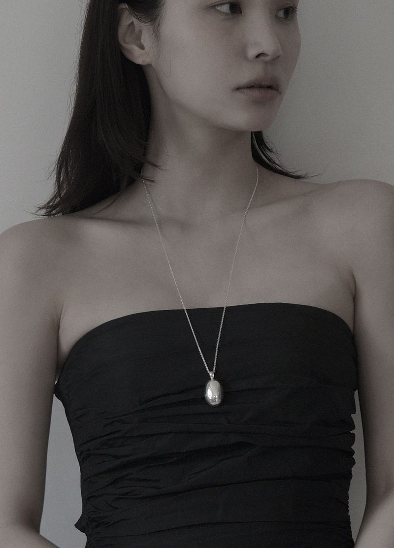 ANDEZVOUS(アンデビュー)の「CAROLYN NECKLACE(Accessories)」